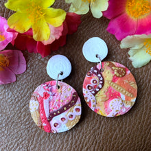 Load image into Gallery viewer, Apples the Possum