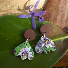 Load image into Gallery viewer, Passionflower