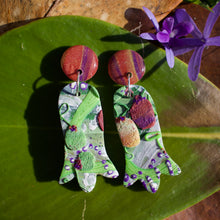 Load image into Gallery viewer, Passionflower