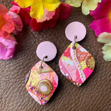 Load image into Gallery viewer, Apples the Possum