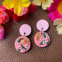 Load image into Gallery viewer, Apples the Possum