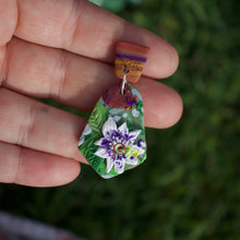 Load image into Gallery viewer, Passionflower