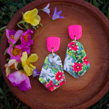 Load image into Gallery viewer, Wildflower Mama