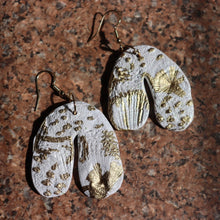 Load image into Gallery viewer, Mermaid&#39;s Keep