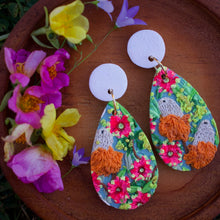 Load image into Gallery viewer, Wildflower Mama