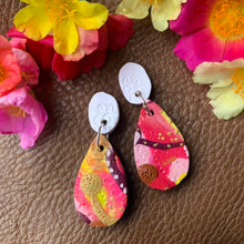 Load image into Gallery viewer, Apples the Possum